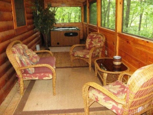 فيلا جاتلينبرجفي Bear Pleasures Cabin المظهر الخارجي الصورة