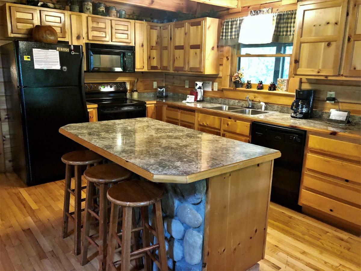 فيلا جاتلينبرجفي Bear Pleasures Cabin المظهر الخارجي الصورة